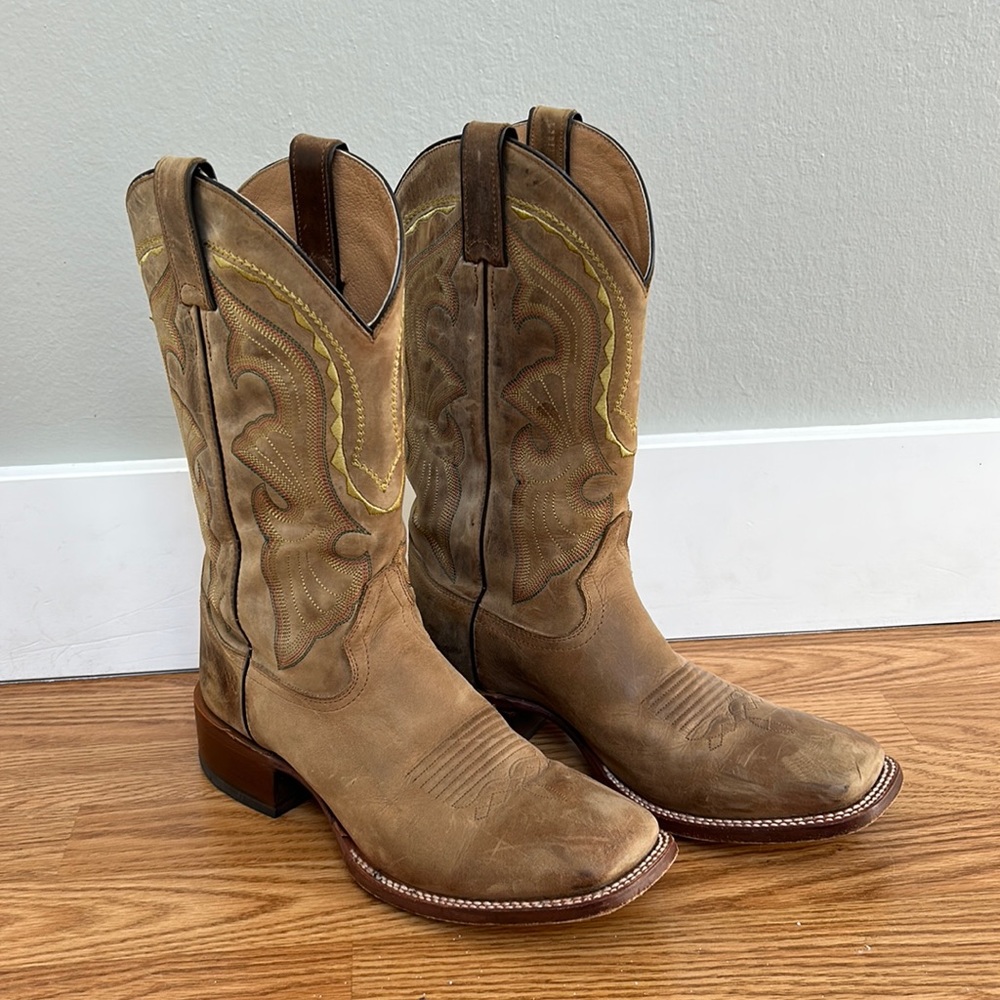 Cody James Men’s Brown Cowboy Boots